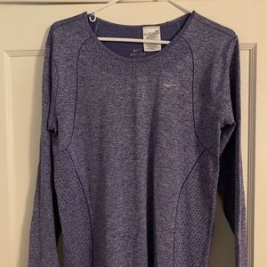 Women’s Nike dry fit size XL. With tags